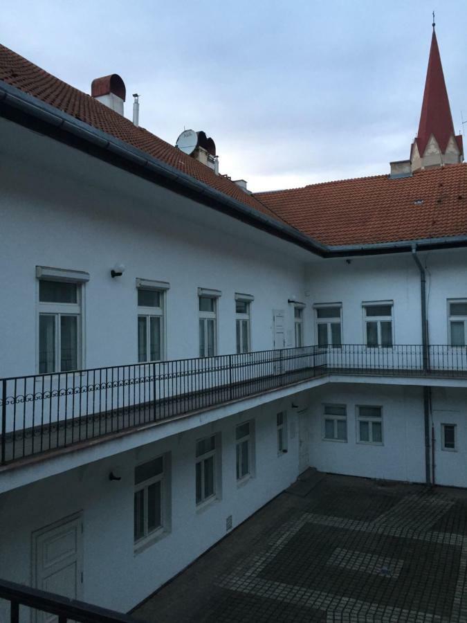 Duomo Rustical Lägenhet Košice Exteriör bild